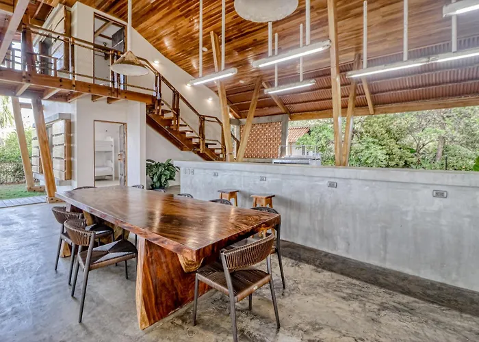Award-winning Oceanfront W/ Pool & Hot Tub! * Jabilla