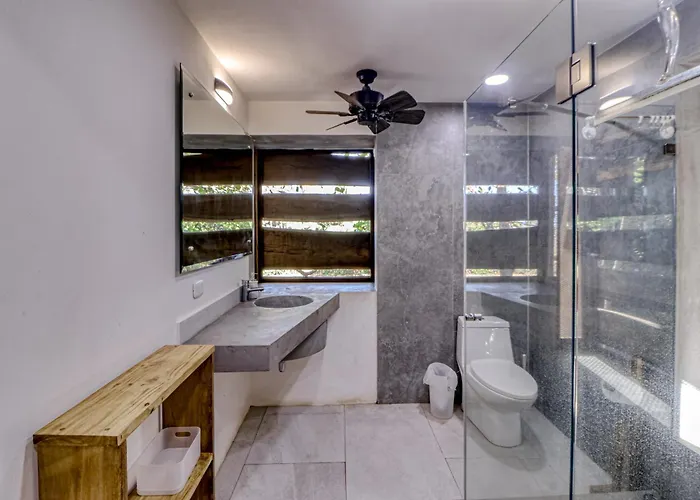 Award-winning Oceanfront W/ Pool & Hot Tub! Hébergement de vacances *